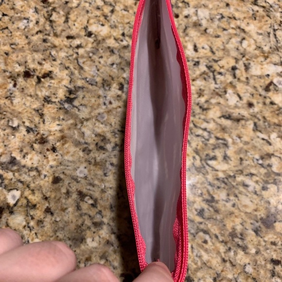 Arrow Pencil Case - Picture 3 of 3